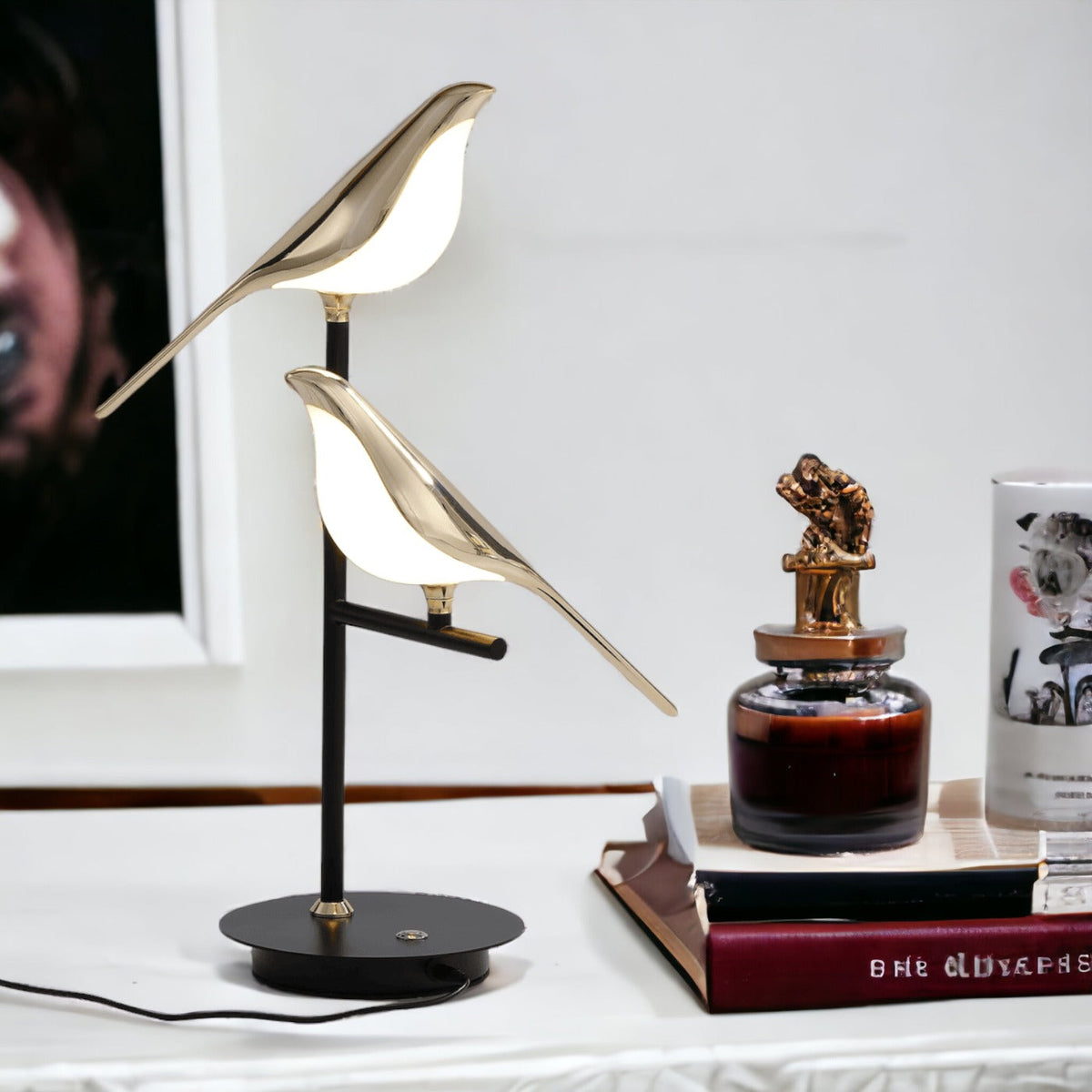 Golden Birds LED Table Lamp